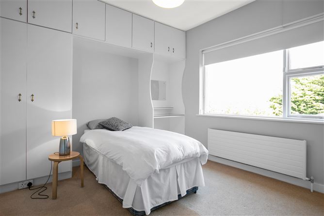 16 Killiney Heath, Killiney, County Dublin
