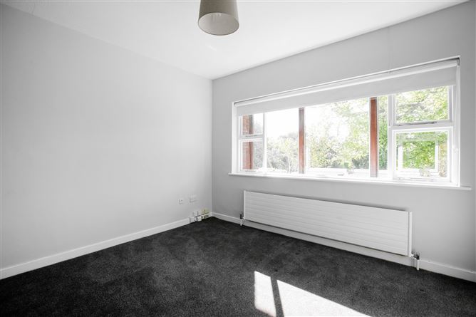 16 Killiney Heath, Killiney, County Dublin