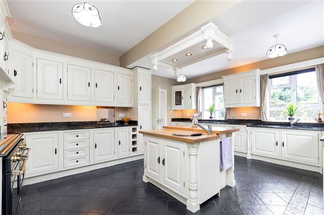 Ardcarn, Dublin Road, Navan, Co. Meath