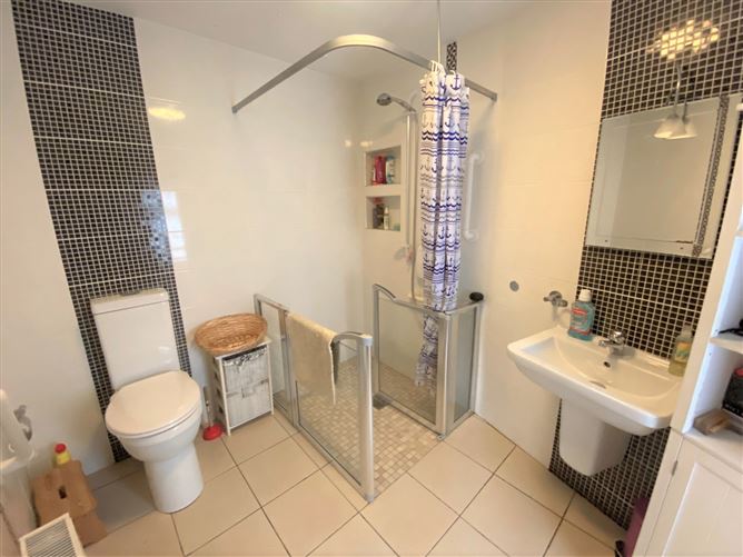 46 Villa Park Road, Navan Road, Dublin 7