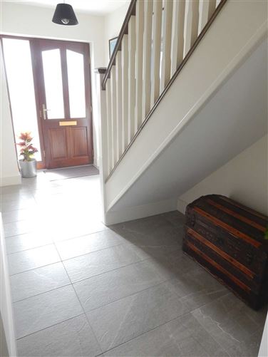 7 Meadow View, Clarecastle, County Clare