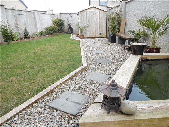 7 Meadow View, Clarecastle, County Clare