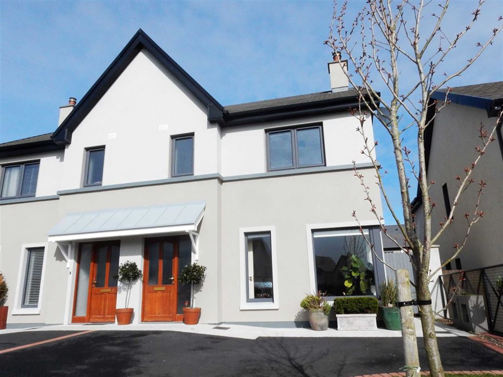 7 Meadow View, Clarecastle, County Clare