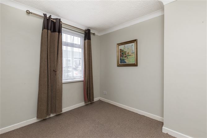 13 O'Connell Avenue, St Johns Road, Wexford