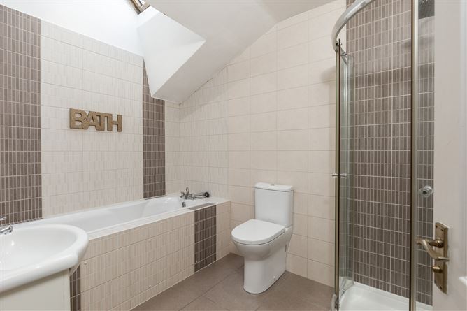 13 O'Connell Avenue, St Johns Road, Wexford