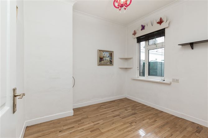 13 O'Connell Avenue, St Johns Road, Wexford