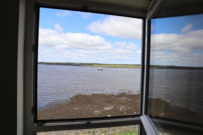 Apartment 2, Radharc Alainn, The Quay, Kinvara, Co. Galway