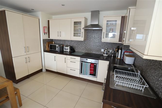 Apartment 2, Radharc Alainn, The Quay, Kinvara, Co. Galway