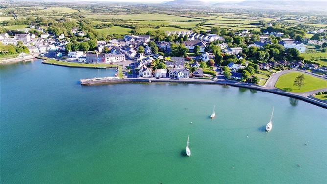 Apartment 2, Radharc Alainn, The Quay, Kinvara, Co. Galway
