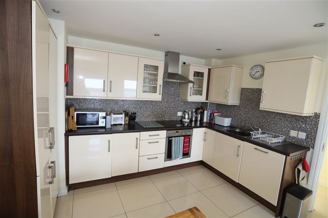 Apartment 2, Radharc Alainn, The Quay, Kinvara, Co. Galway