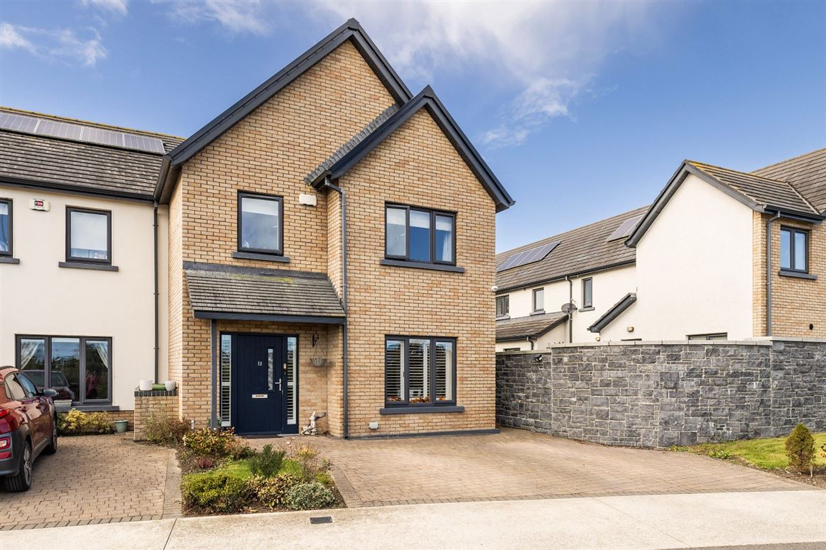19 Clonrath Green, Lusk, Co. Dublin