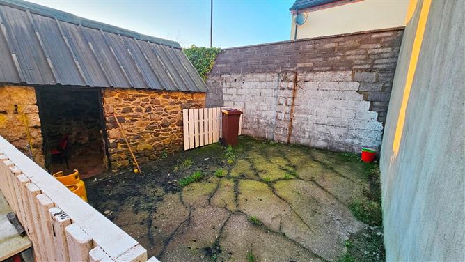 2 New Street, Virginia, Co. Cavan