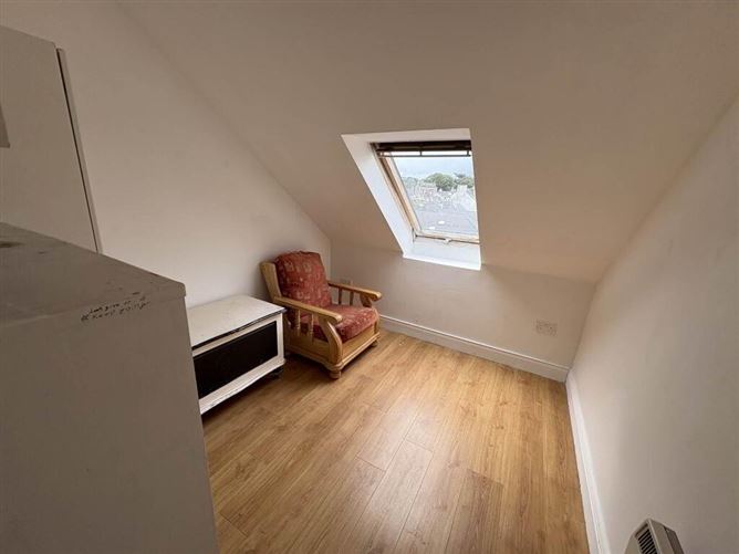 6 The Archway, Maiden Street, Newcastle West, Limerick