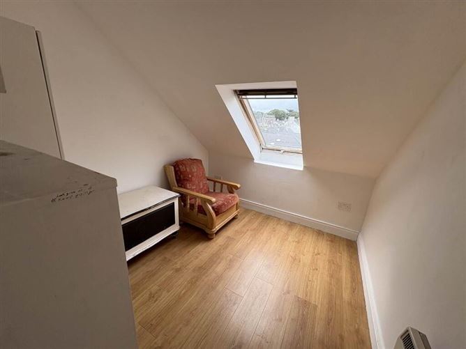 6 The Archway, Maiden Street, Newcastle West, Limerick