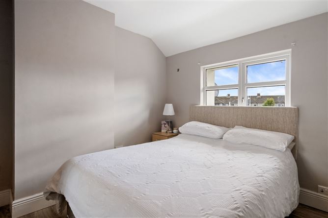 90 Walkinstown Drive, Walkinstown, Dublin 12