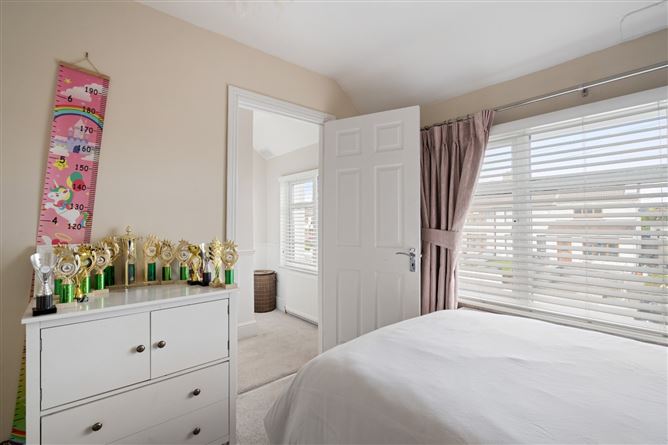 90 Walkinstown Drive, Walkinstown, Dublin 12