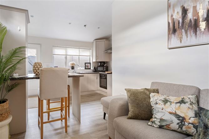 90 Walkinstown Drive, Walkinstown, Dublin 12