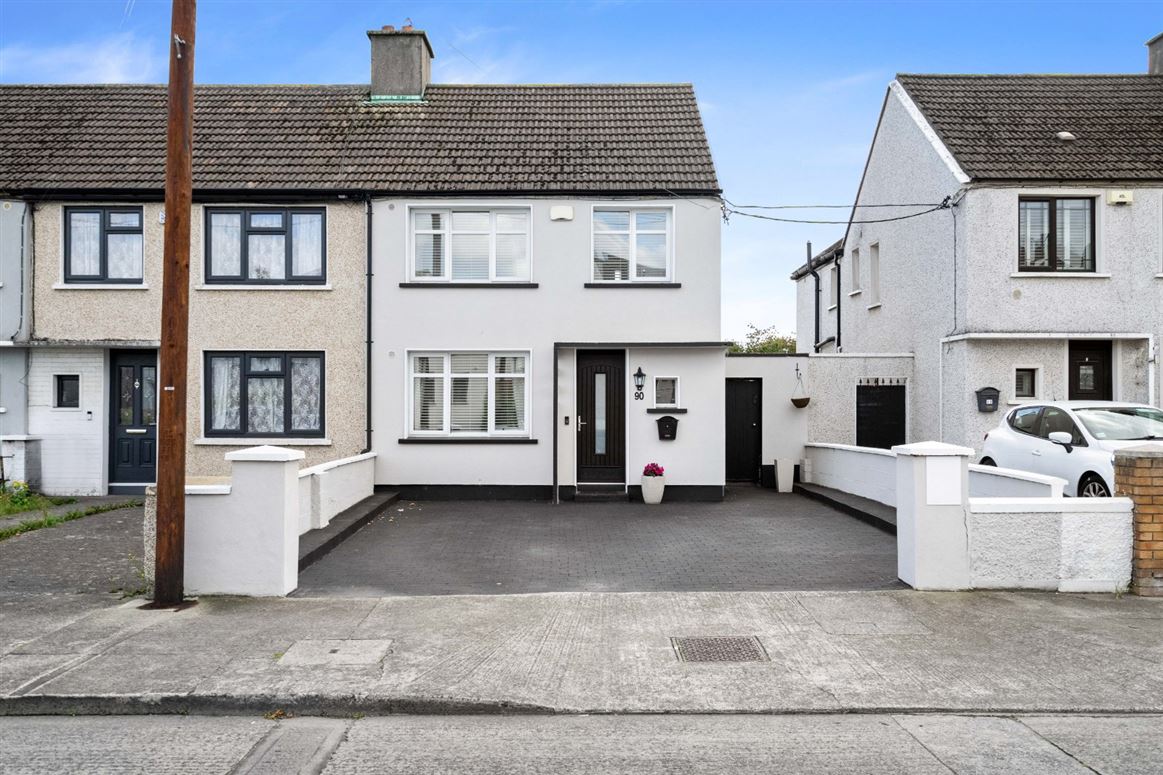 90 Walkinstown Drive, Walkinstown, Dublin 12