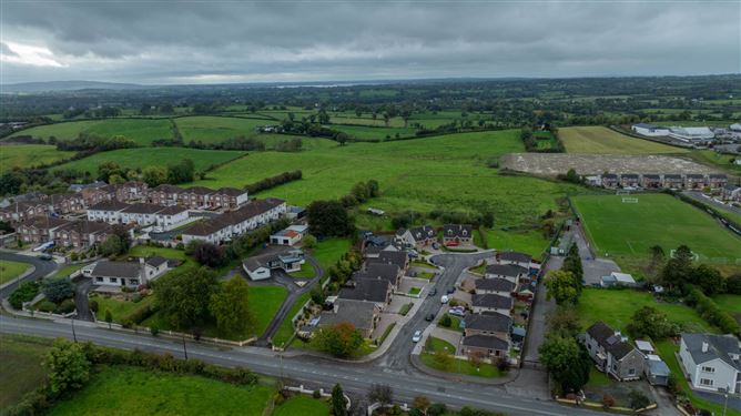 2 Elm Drive, Oldcastle Road, Ballyjamesduff, County Cavan