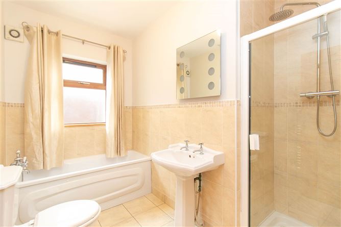 2 Elm Drive, Oldcastle Road, Ballyjamesduff, County Cavan