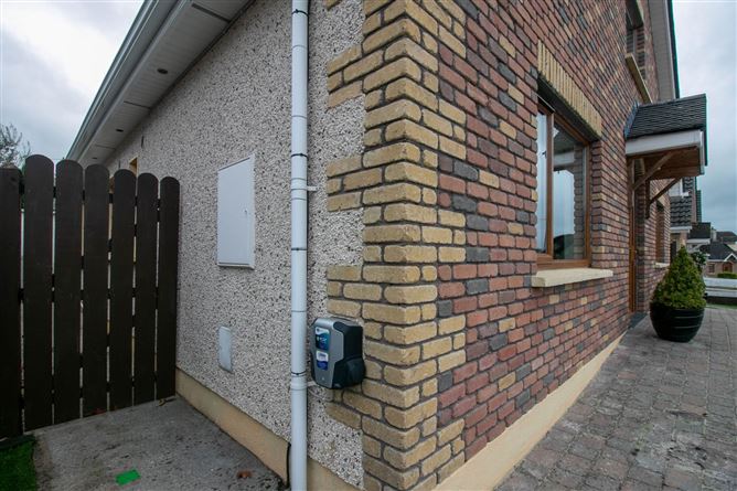 2 Elm Drive, Oldcastle Road, Ballyjamesduff, County Cavan