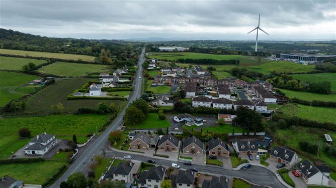 2 Elm Drive, Oldcastle Road, Ballyjamesduff, County Cavan