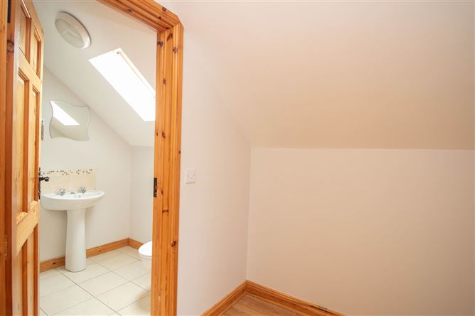 2 Elm Drive, Oldcastle Road, Ballyjamesduff, County Cavan