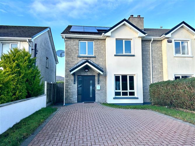 38 Ashbrook, Collooney, Co. Sligo