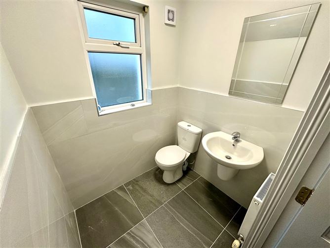 38 Ashbrook, Collooney, Co. Sligo