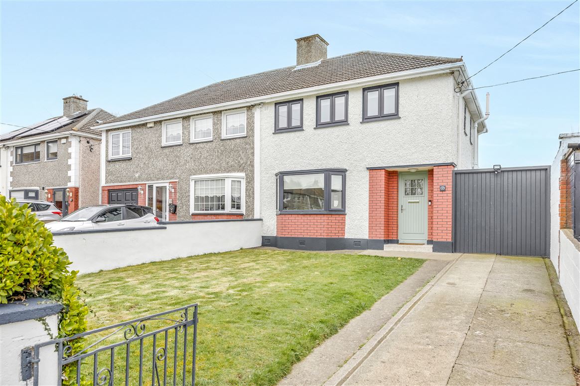 17 Shanowen Grove, Santry, Dublin 9