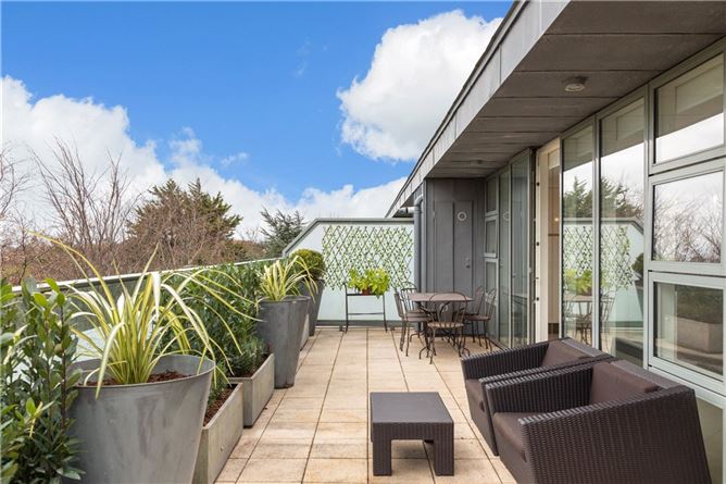 39 Shrewsbury Square, Ballsbridge, Dublin 4