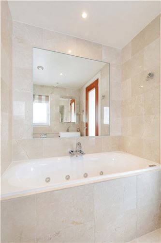 39 Shrewsbury Square, Ballsbridge, Dublin 4