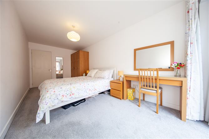 Photo 17 of 28 — Apt 273 Block E Castleforbes Square, IFSC, Dublin 1