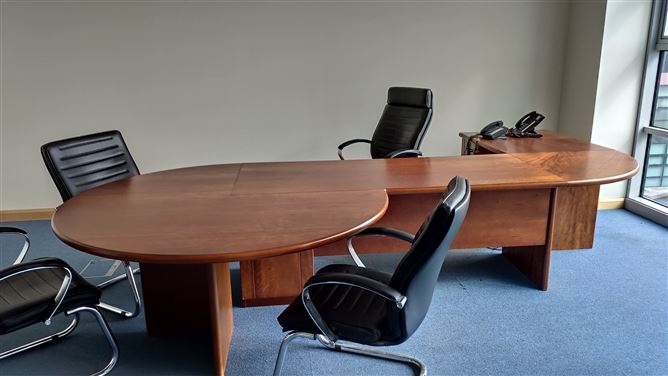 https://photos-a.propertyimages.ie/media/4/0/1/4470104/e1eecd32-025d-43ef-a932-9d082ffa0265_l.jpg