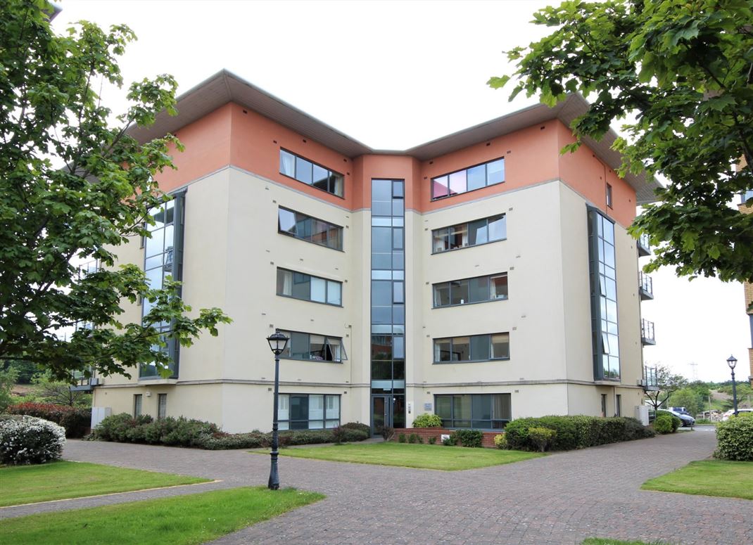 Apt, 32 West Courtyard, Tullyvale, Cabinteely, Dublin 18