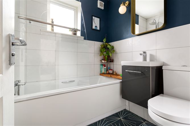 15 Bective Square, Phibsborough Road, Phibsborough, Dublin 7