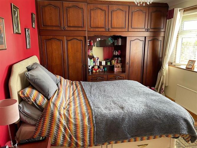 18 Comeragh Crescent, Dungarvan, Waterford