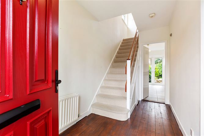 24 Bayview Drive, Killiney, Co. Dublin