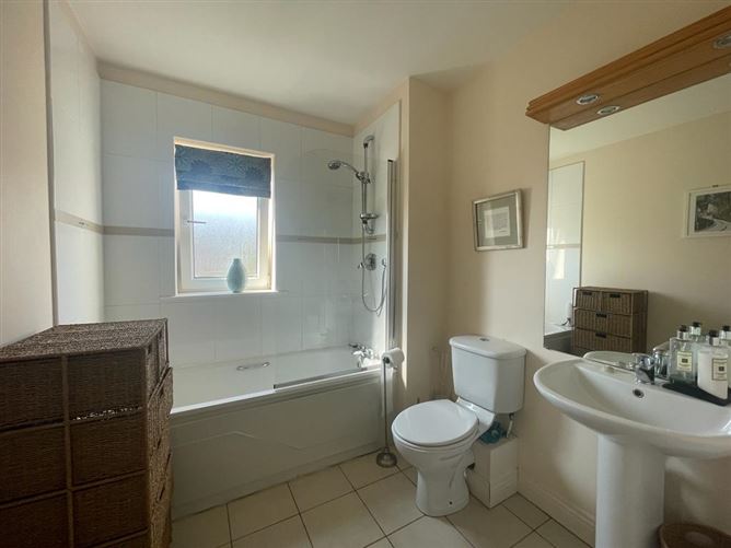 73 Garnish Square, Blanchardstown, Dublin 15