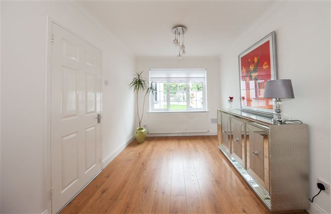 4 The Crescent, Kingswood, Tallaght, Dublin 24