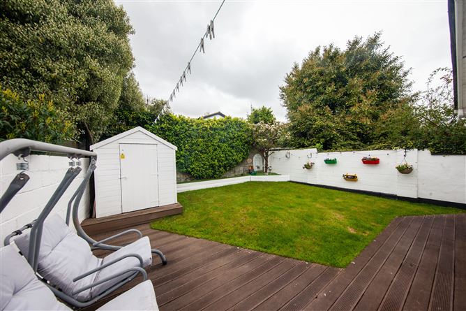 4 The Crescent, Kingswood, Tallaght, Dublin 24