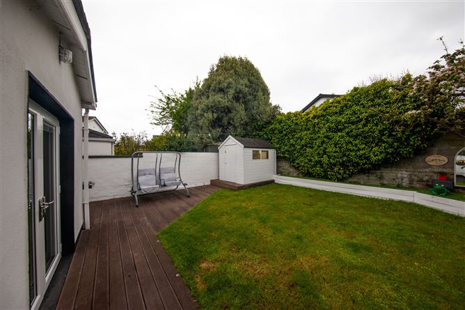 4 The Crescent, Kingswood, Tallaght, Dublin 24