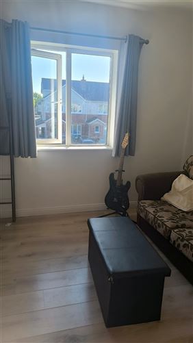 3 Linnetsfields Close, Clonee, Dublin