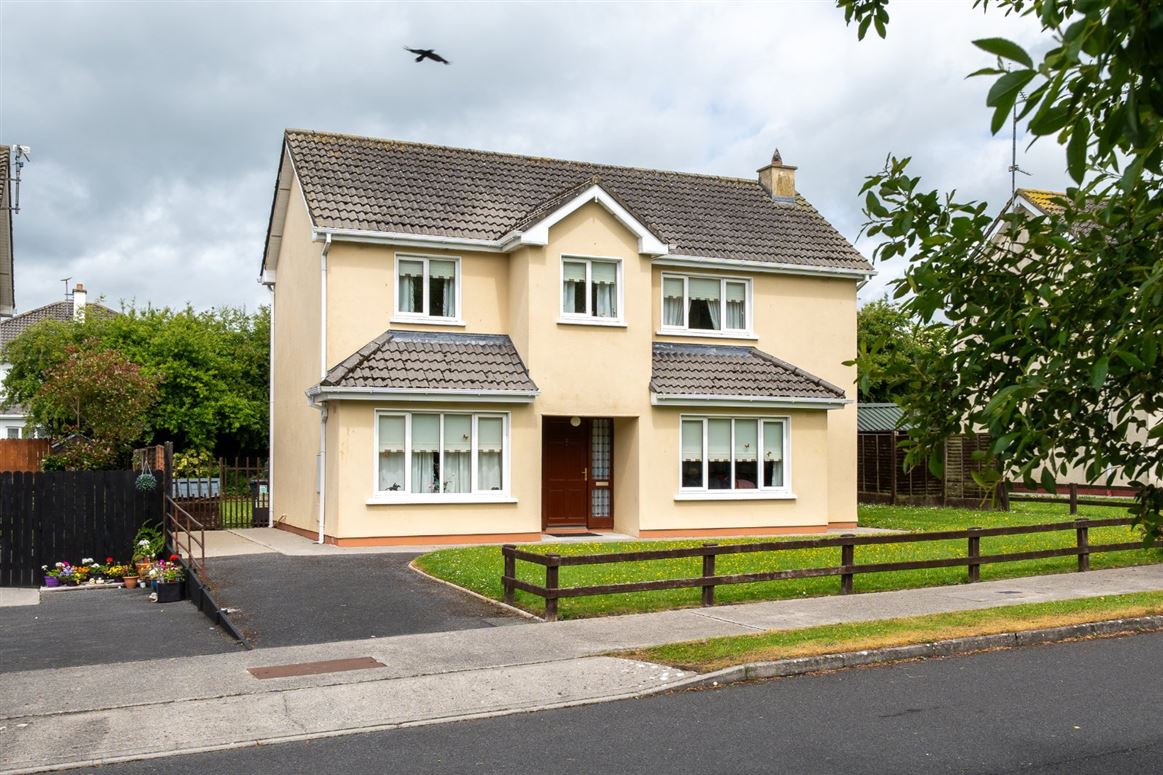 2 Goldsmith Meadows, Edgeworthstown, Co. Longford