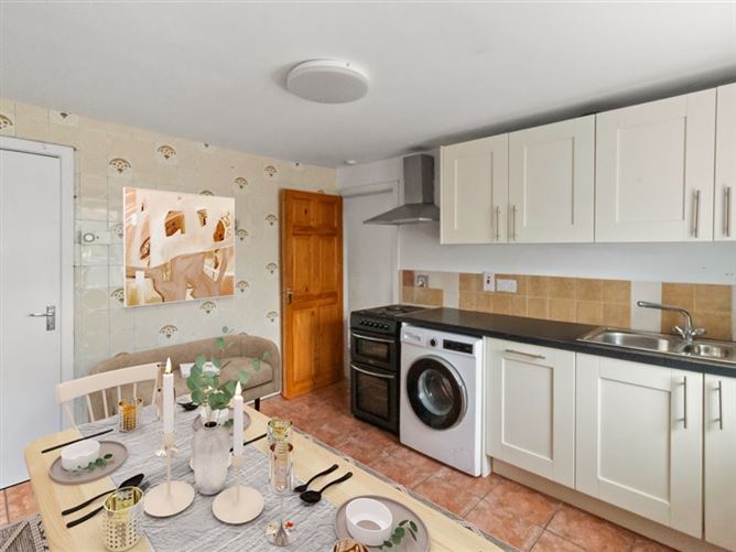 4 Bogbere Street, Ennistymon, Clare