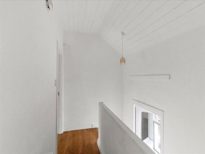 4 Bogbere Street, Ennistymon, Clare