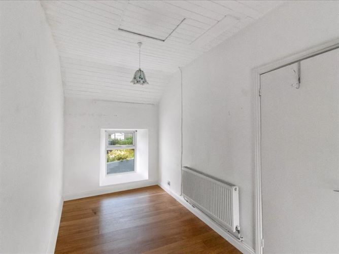 4 Bogbere Street, Ennistymon, Clare