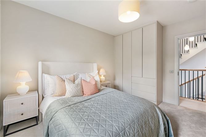 https://photos-a.propertyimages.ie/media/4/0/1/5008104/82290791-dc97-4ac6-805d-0104650ef345_l.jpeg