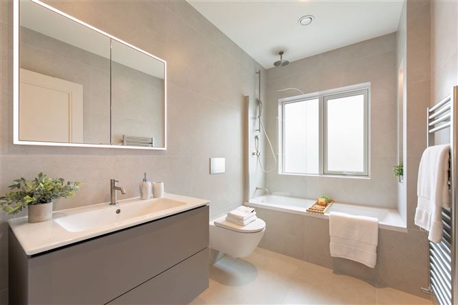 https://photos-a.propertyimages.ie/media/4/0/1/5008104/82290791-dc97-4ac6-805d-0104650ef345_l.jpeg