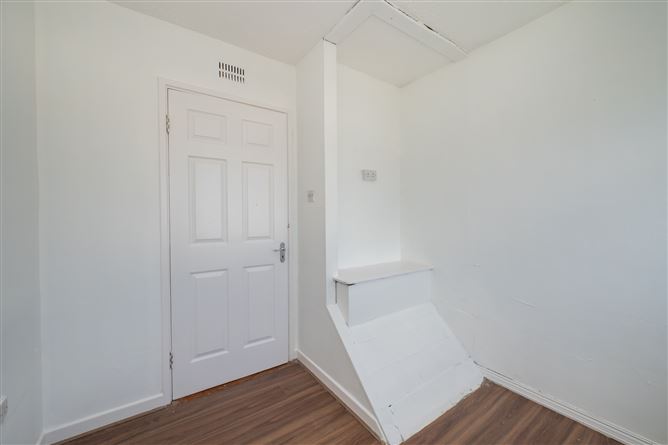 Photo 13 of 24 — 17 Donscourt, Bishopstown, Cork